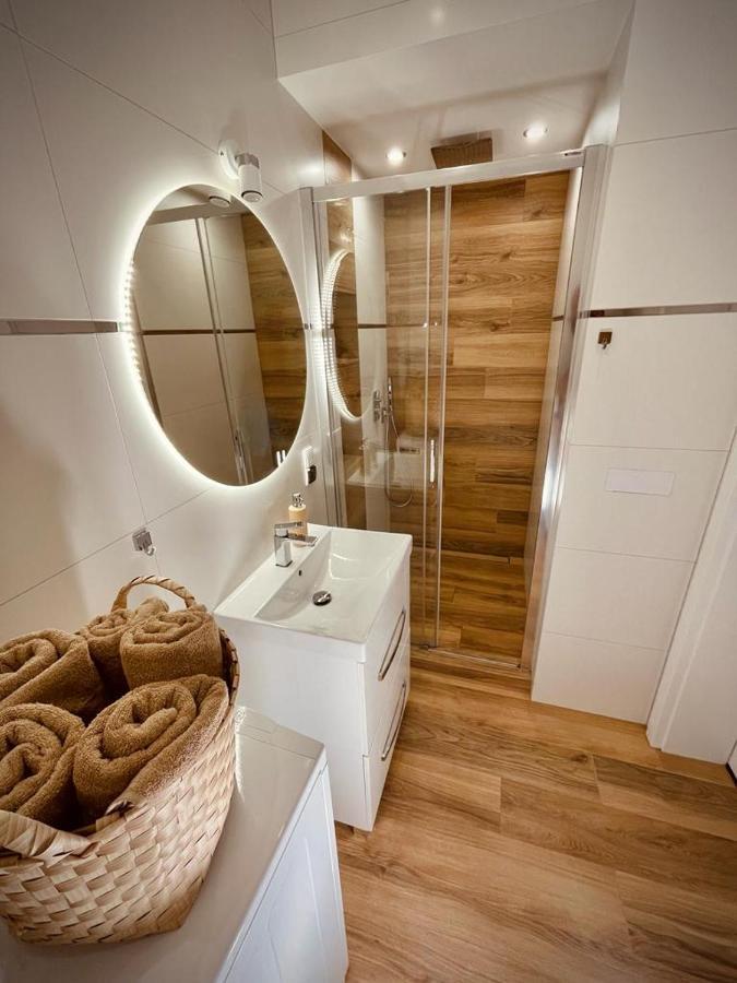 Apartament Mariacki By Vsi